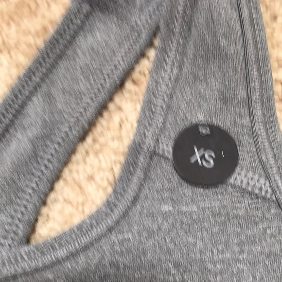 NWT! NIKE Size XS grey swoosh bra with medium support - Picture 4 of 7